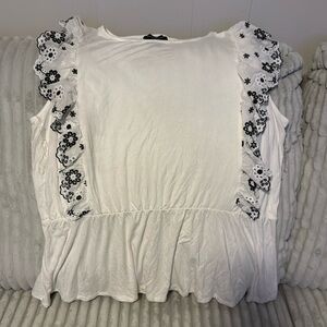 Women’s Shoet Sleeve Blouse